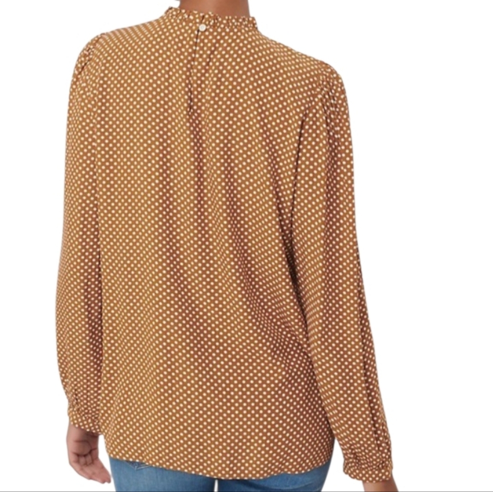 WOMEN'S LOFT CARAMEL & WHITE DOTTED PINTUCKED LONG SLEEVE BLOUSE SIZE MEDIUM - Picture 2 of 4